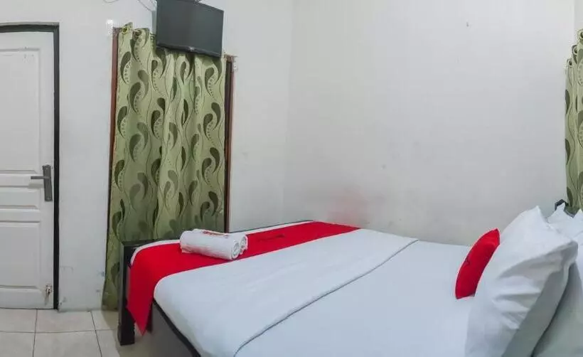 ホテル Reddoorz Syariah At Jemursari Surabaya