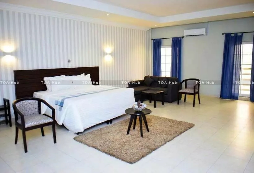 Hotel Toa Hub
