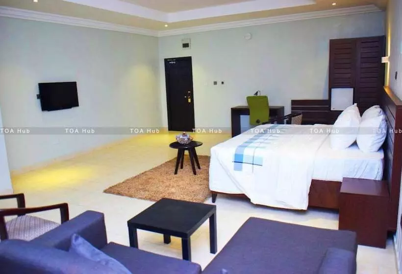 Hotel Toa Hub