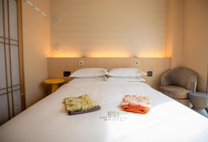 Hotel Sola