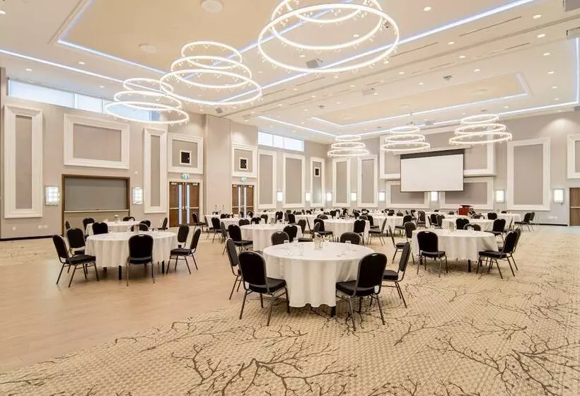 ホテル Towneplace Suites By Marriott Brantford And Conference Centre