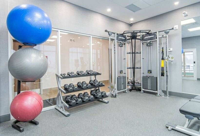 هتل Towneplace Suites By Marriott Brantford And Conference Centre