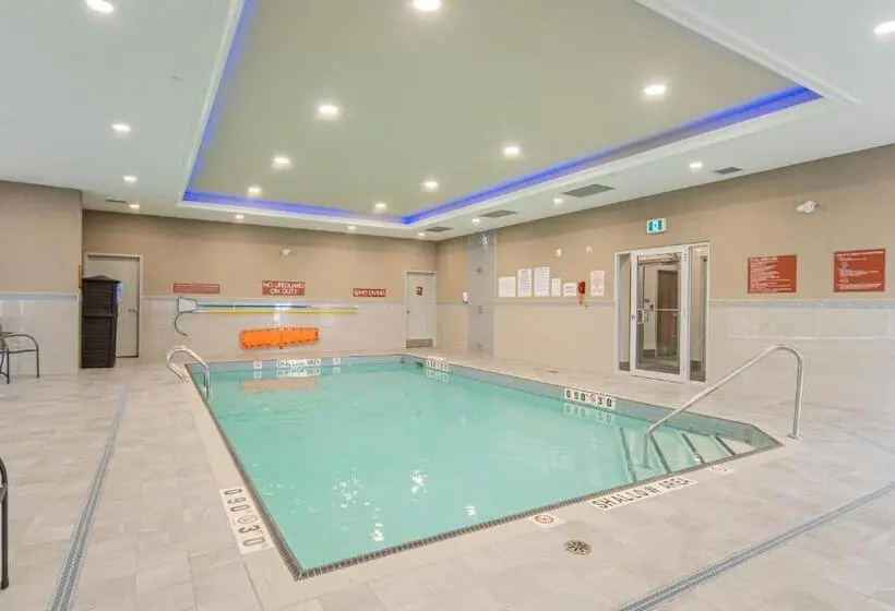 Hotelli Towneplace Suites By Marriott Brantford And Conference Centre