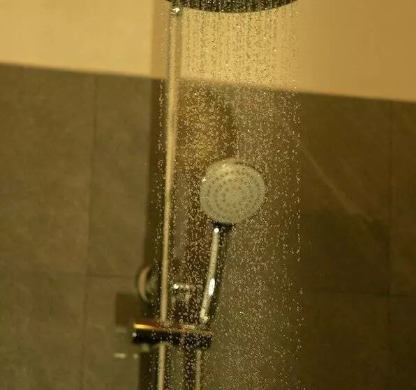 ユースホステル Bohemian Hotel Negombo