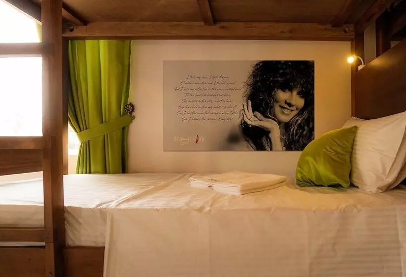ユースホステル Bohemian Hotel Negombo