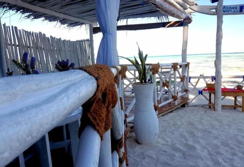 تختخواب و صبحانه Peter Pan Beach Lodge & Italian Restaurant