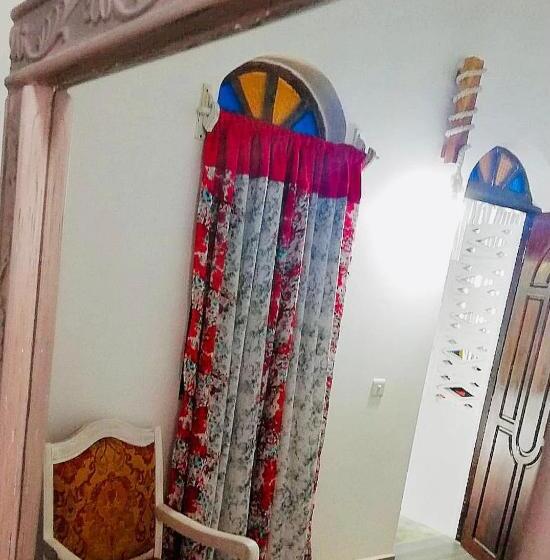 تختخواب و صبحانه Peter Pan Beach Lodge & Italian Restaurant