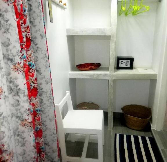 تختخواب و صبحانه Peter Pan Beach Lodge & Italian Restaurant