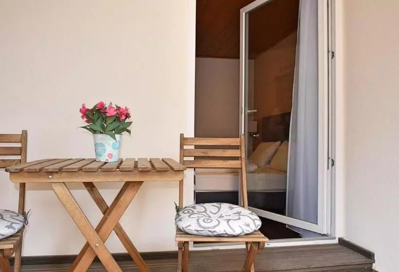 Cafe Hotel Altreuter