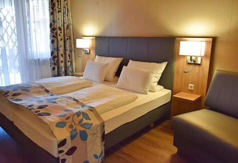 Cafe Hotel Altreuter