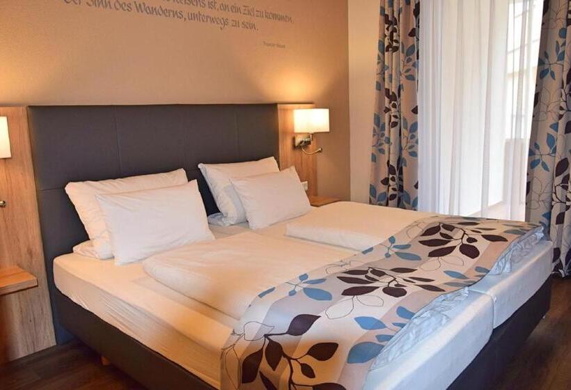 Cafe Hotel Altreuter