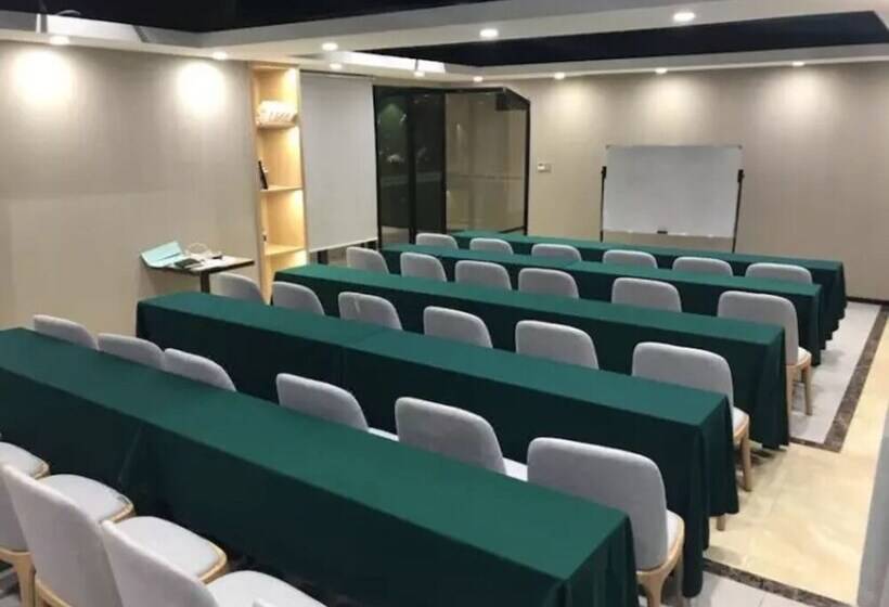 בית מלון כפרי Insail Guangzhou Airport Road