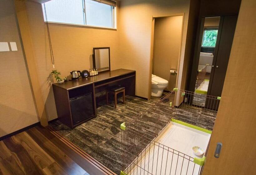 Отель Livemax Resort Hakone Ashinoko