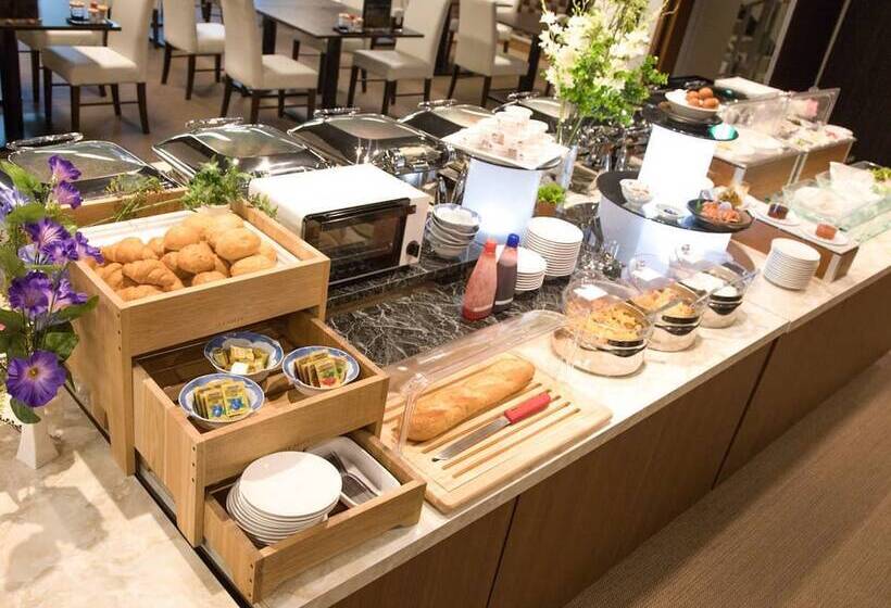 Отель Livemax Resort Hakone Ashinoko