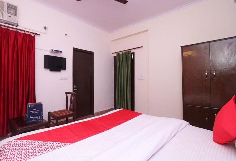 Hôtel Oyo 29196 Lords Plaza