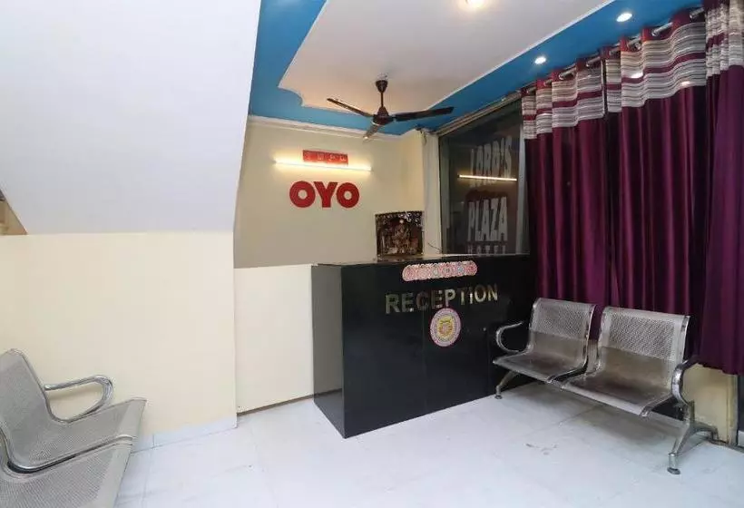 Hotelli Oyo 29196 Lords Plaza