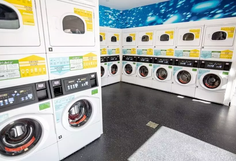 ホテル Popup Portsmouth