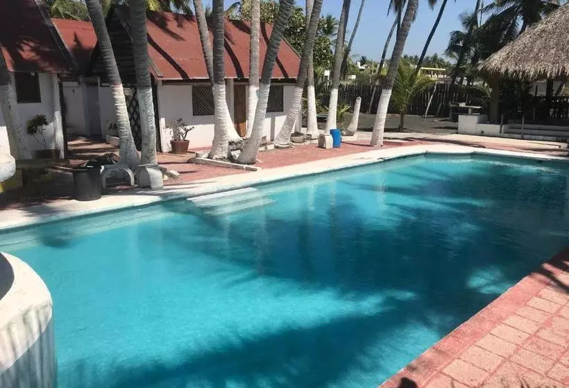 Hotelli Cuyutlan Holistico