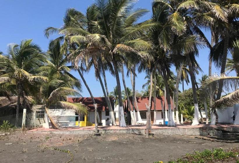 فندق Cuyutlan Holistico