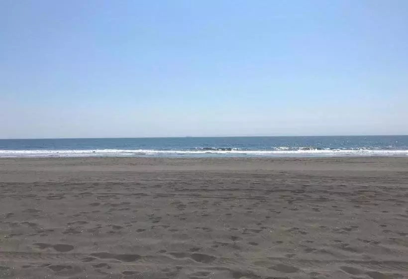 Hotelli Cuyutlan Holistico