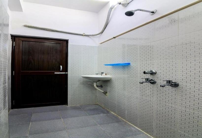 בית מלון כפרי Oyo 30238 Punjab Residency