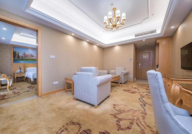 בית מלון כפרי Venus International Wuhan North Hankou