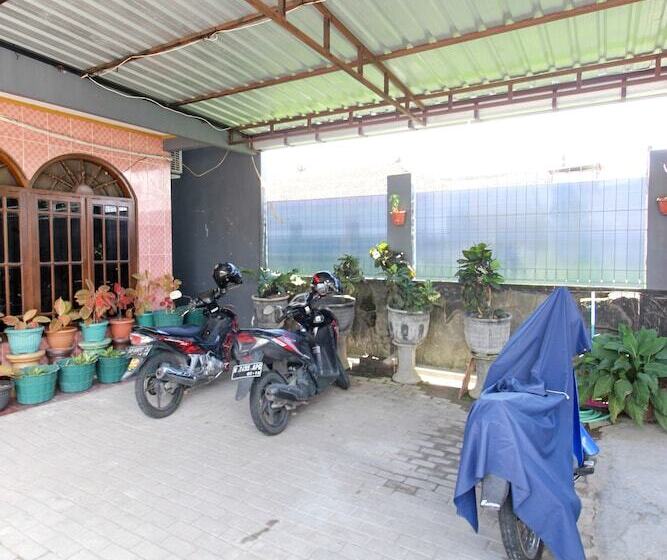 פנסיון Reddoorz Near Candi Ratu Boko