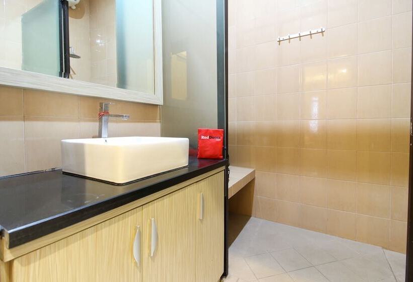 פנסיון Reddoorz Near Candi Ratu Boko