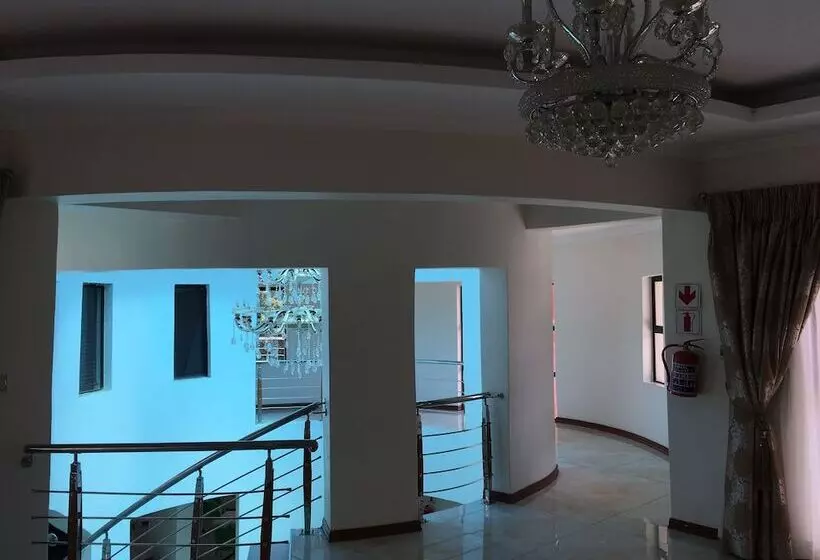 تختخواب و صبحانه Salerato Boutique