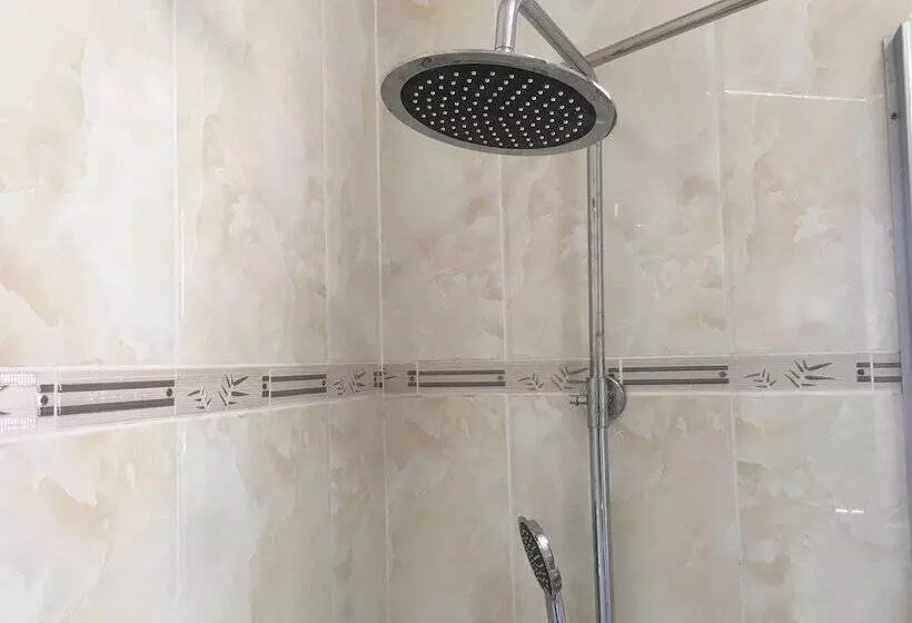 تختخواب و صبحانه Salerato Boutique