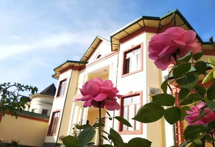 Chinor Garden Hotel   Free Airport Pick Up And Drop Off