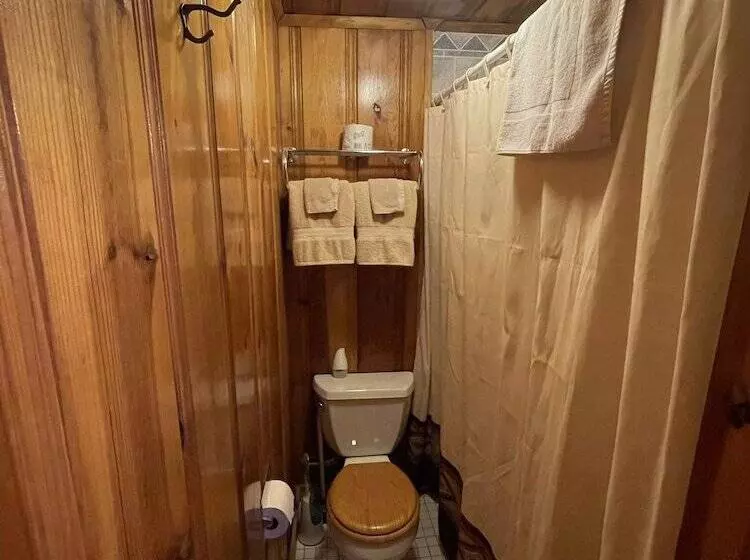 Hotelli Eagle Nest Fly Shack & Lodge