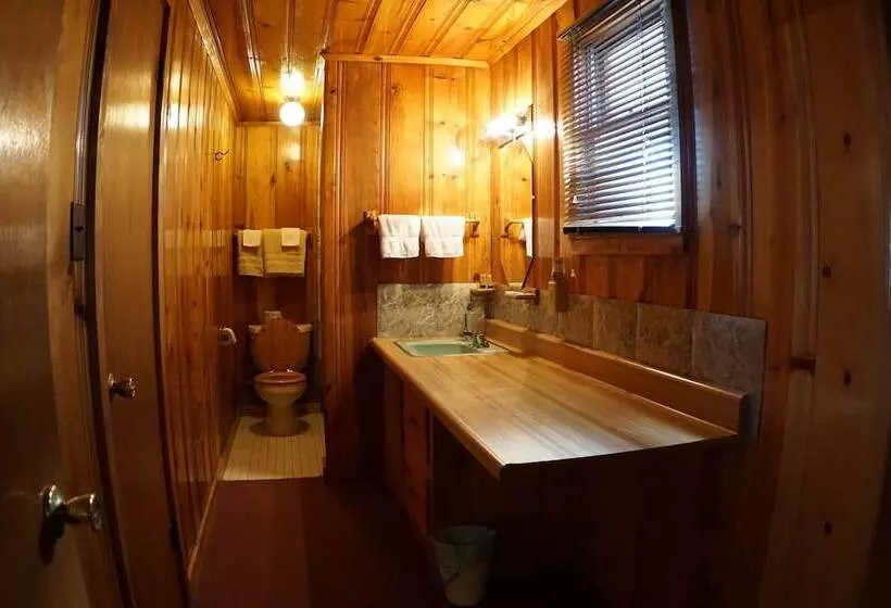 Hotelli Eagle Nest Fly Shack & Lodge