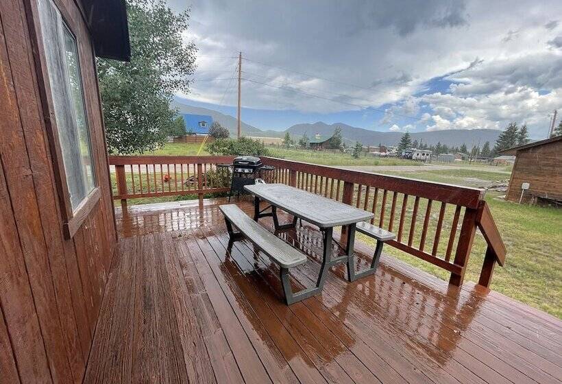 Hotel Eagle Nest Fly Shack & Lodge