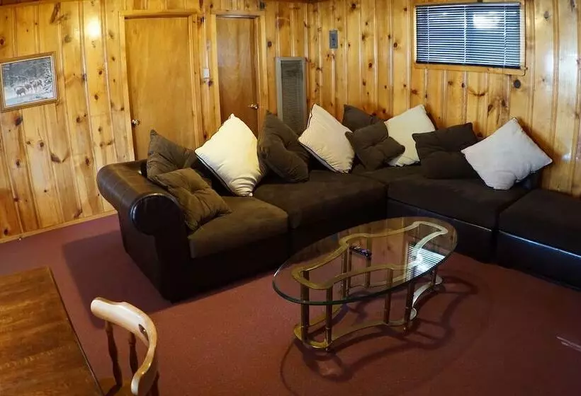 Hotelli Eagle Nest Fly Shack & Lodge