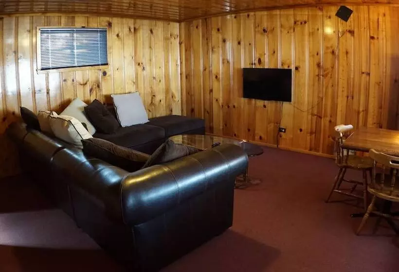 Hotelli Eagle Nest Fly Shack & Lodge