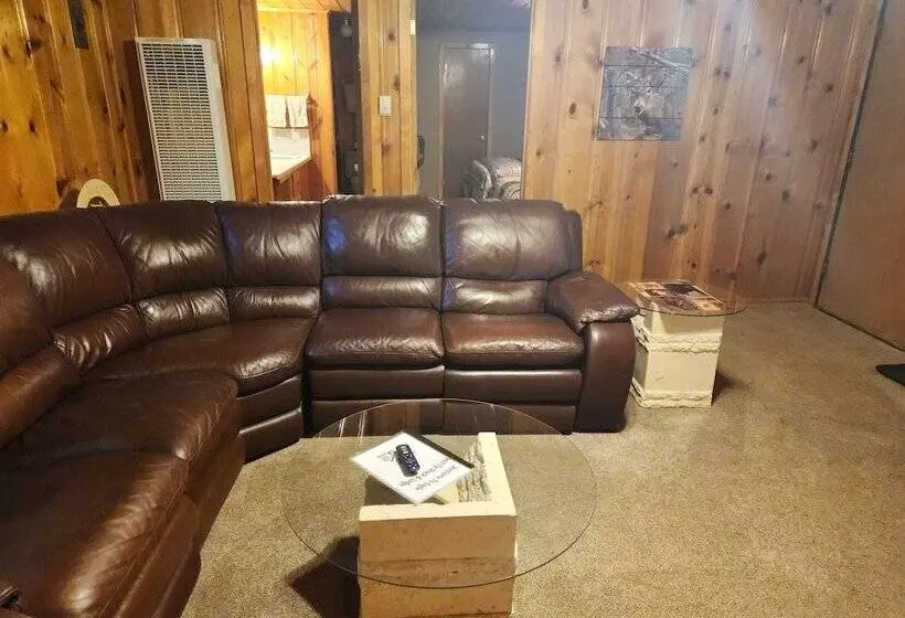 Hotelli Eagle Nest Fly Shack & Lodge