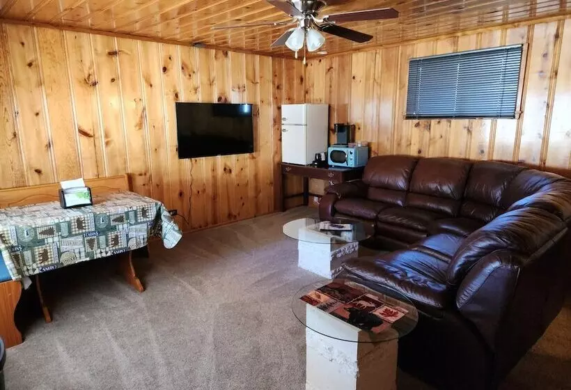 Hotelli Eagle Nest Fly Shack & Lodge