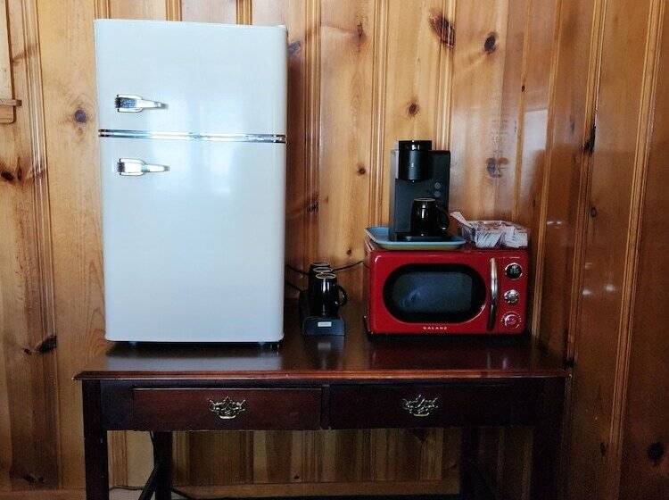 Hotel Eagle Nest Fly Shack & Lodge