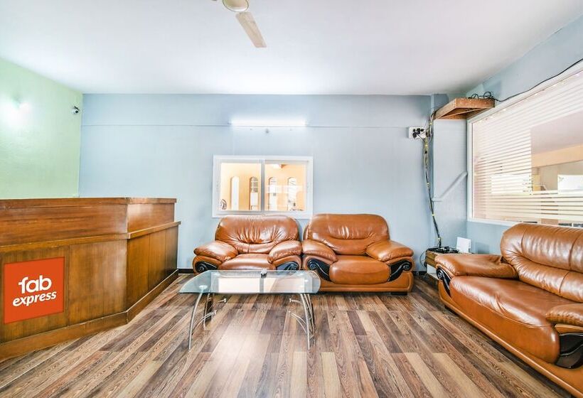 فندق Fabexpress Garden View Inn