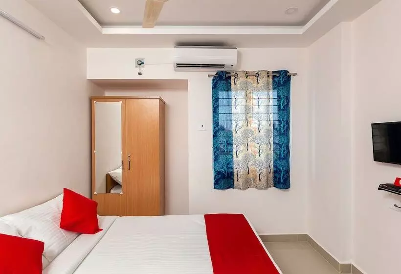 Super Hotel O Valasaravakkam Near Chandra Metro Mall
