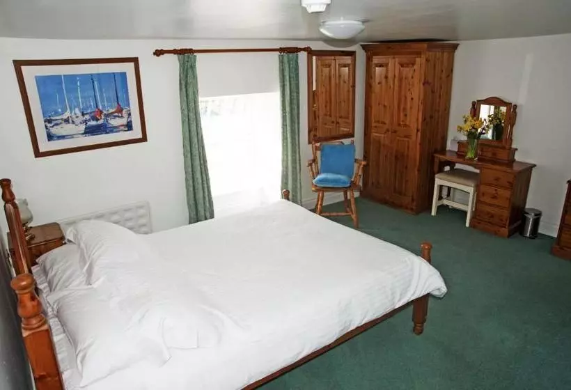 هاستل The Swordfish Inn