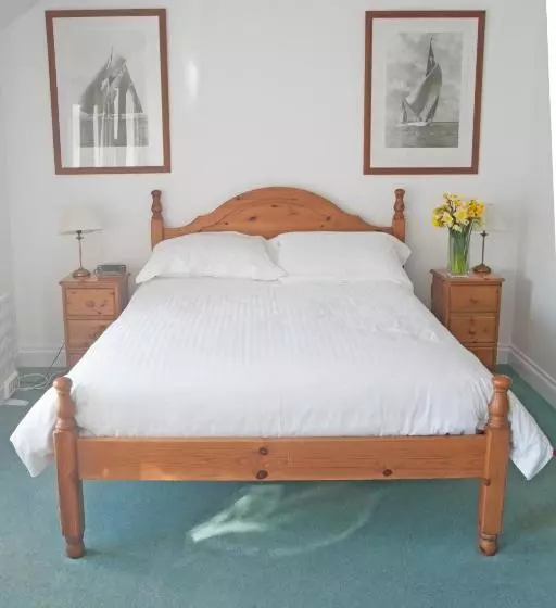 هاستل The Swordfish Inn