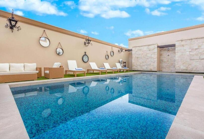 هتل Wyndham Torreon