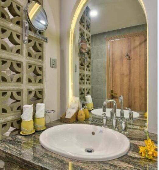 My Son Heritage Resort And Spa