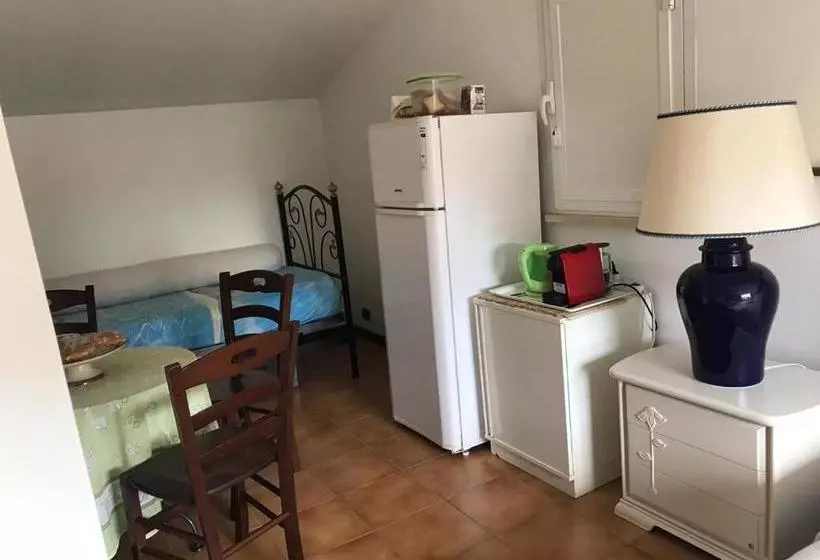 Aamiaismajoitus (B&B) Parco Fellini Fregene