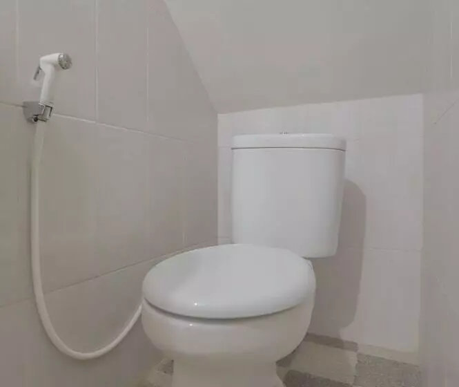 Hotel Oyo 478 Balcon Biru