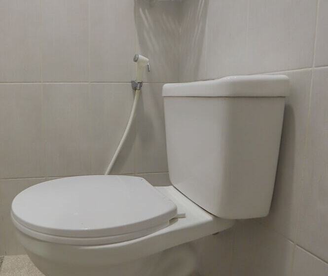 בית מלון כפרי Oyo 478 Balcon Biru