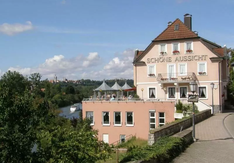 Hotelli Schöne Aussicht