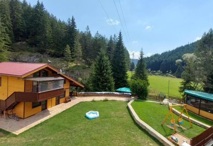 پانسیون Guest House Chobaka